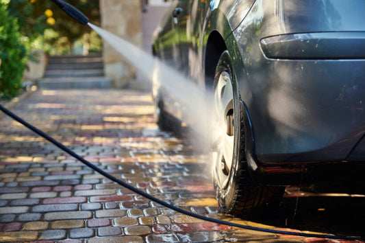How to use a pressure washer Ireland 2026, without damaging your cars paint.