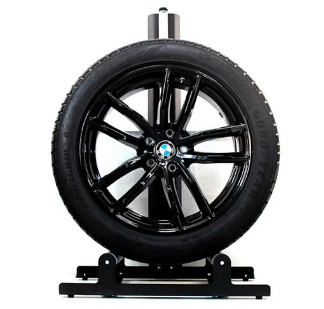 Poka Premium Wheel Stand  SF_1