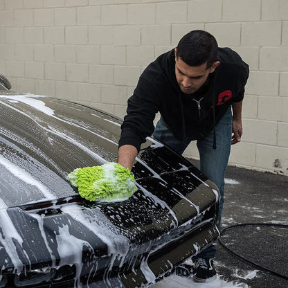 Chemical Guys Mr Pink Shampoo Car Wash & Chenille Wash Mitt Bundle / Kit